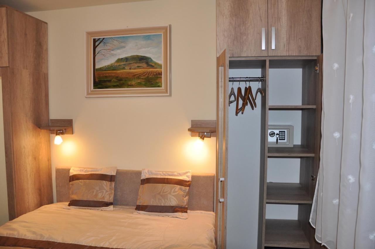 Herbert Apartman Buk Exterior photo